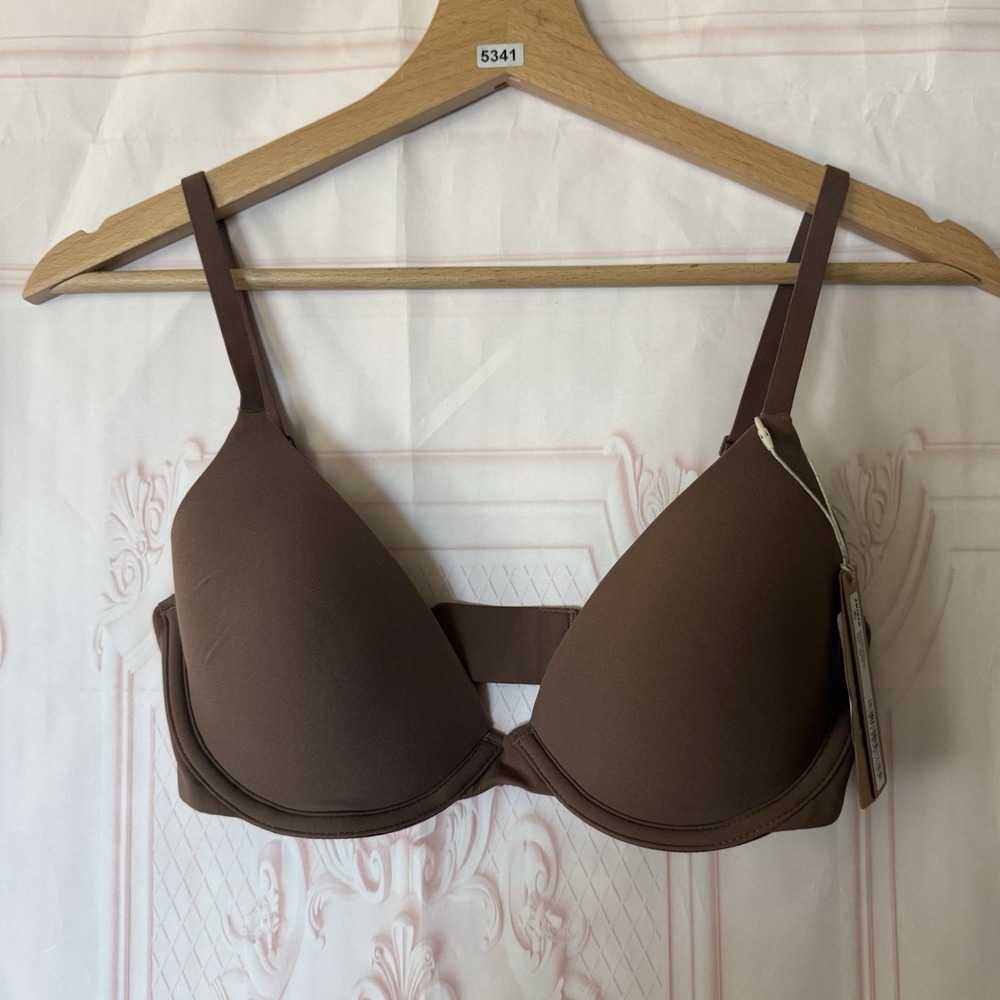 Skims Fits Everybody Scoop Plunge Bra Size 32D Jasper NWT $54